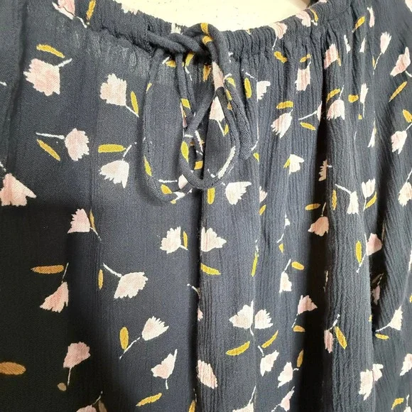 Billabong Womens Cropped Floral Peasant Blouse Black PinkTop Size L - Picture 4 of 7